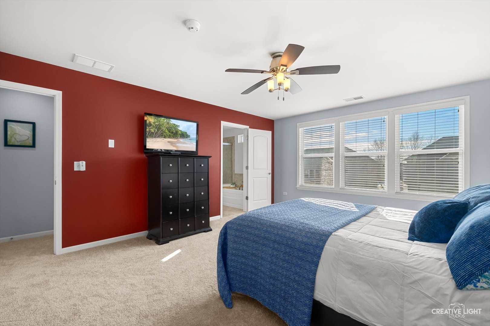 5332 Cedar Drive, Naperville, IL 60564