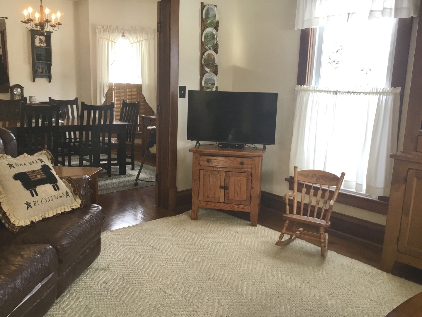 313 N Raynor Avenue, Joliet, IL 60435