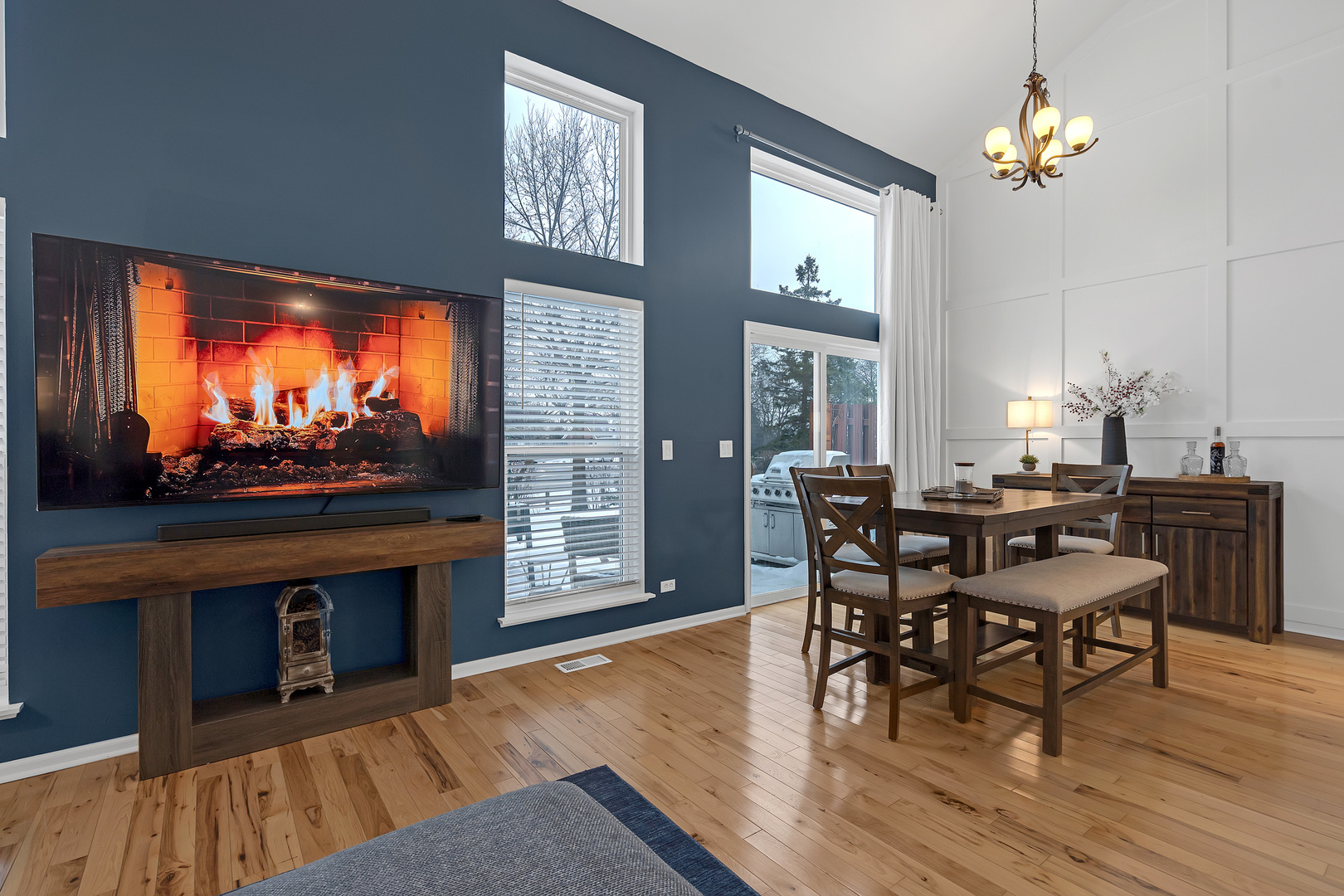 20 Peach Tree Court, Algonquin, IL 60102