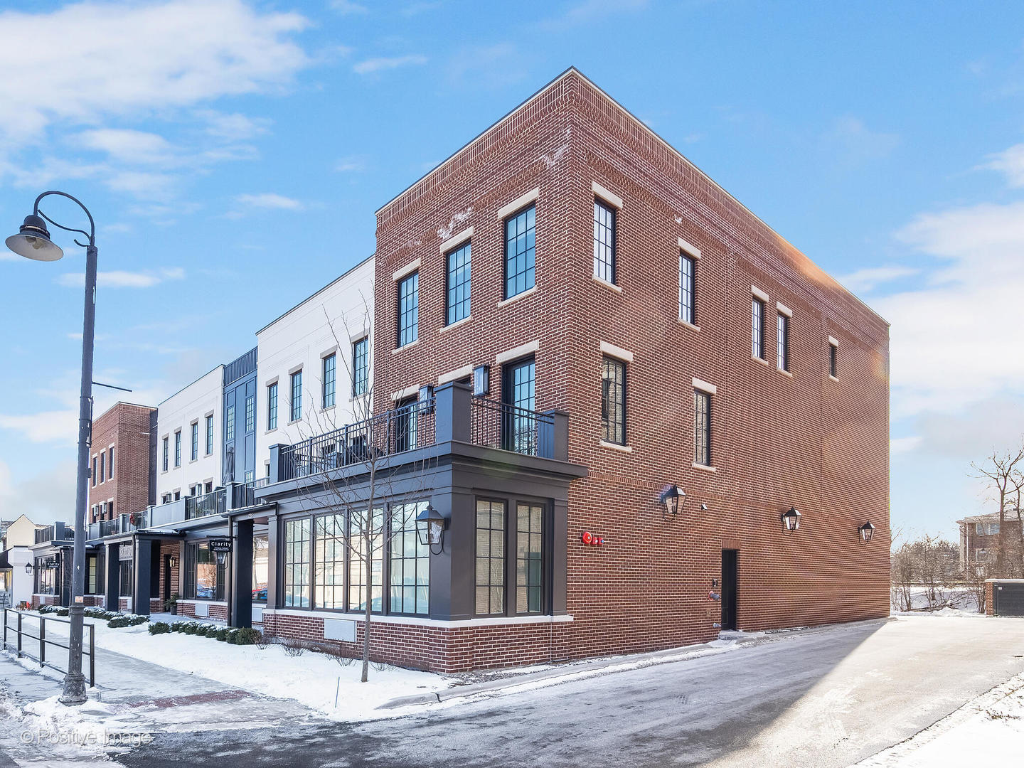 225 Burlington Avenue #TH1, Clarendon Hills, IL 60514