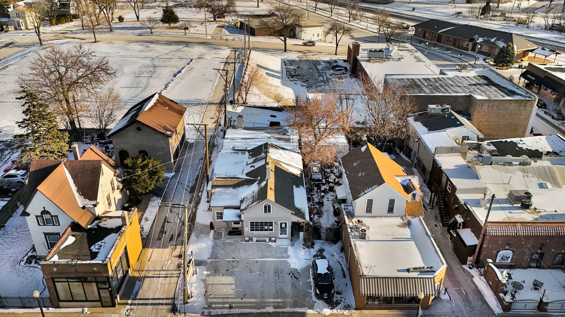 110-112 Galena Street, West Chicago, IL 60185