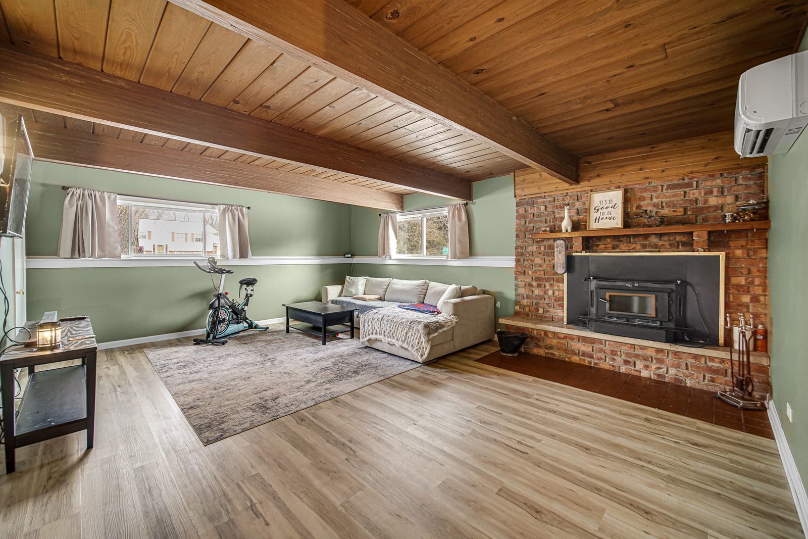 22115 Grenadier Drive, Marengo, IL 60152