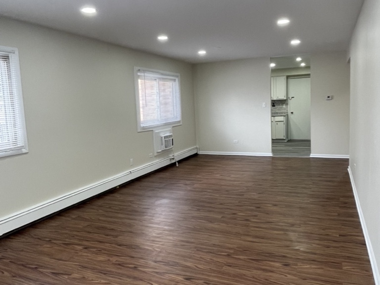 212 Collen Drive #209, Lombard, IL 60148