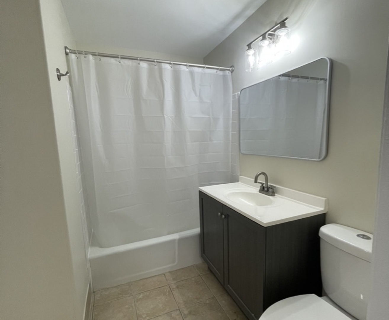 212 Collen Drive #209, Lombard, IL 60148