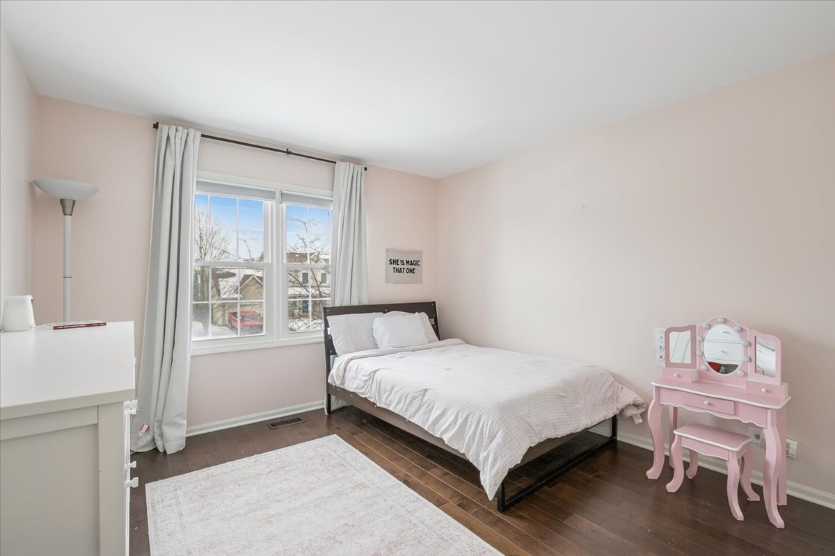 1375 Heron Drive, Antioch, IL 60002