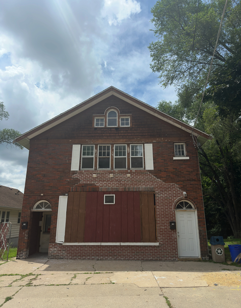 914-916 N Winnebago Street, Rockford, IL 61103