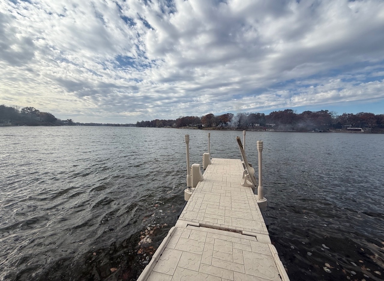 1590 Lake Holiday Drive, Lake Holiday, IL 60548