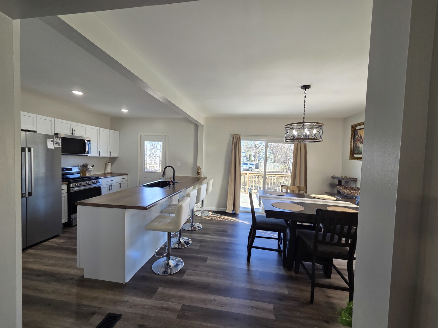 908 1st Avenue, Sterling, IL 61081