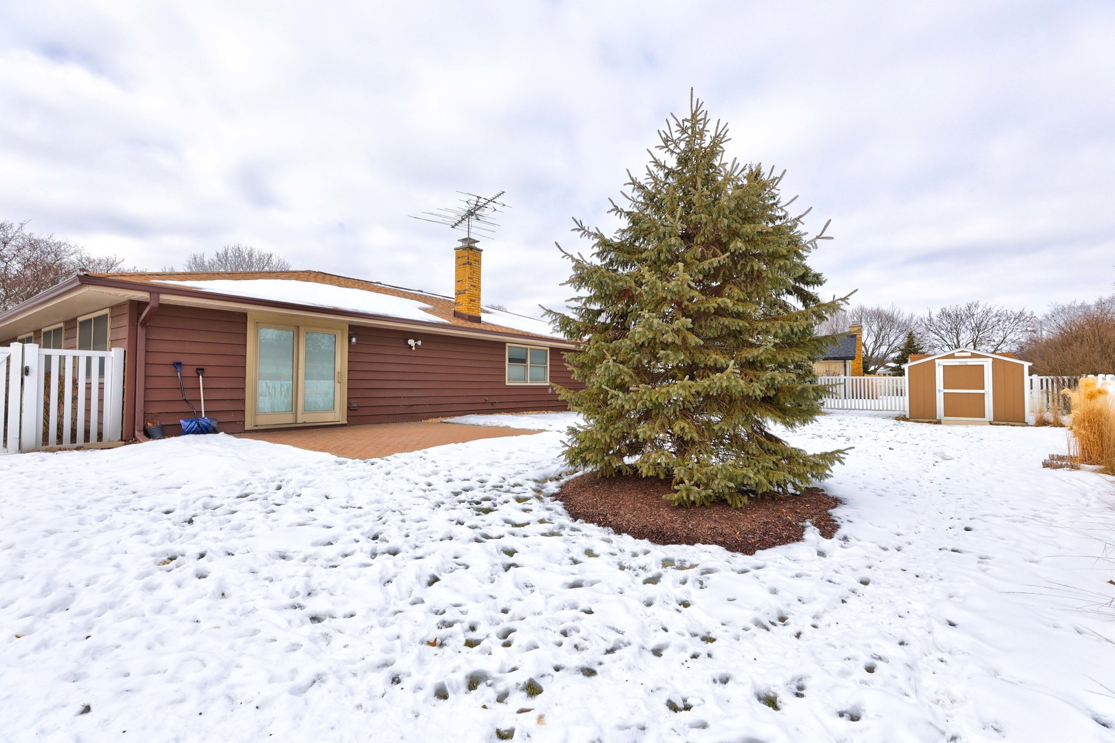 105 Glenridge Lane, Schaumburg, IL 60193