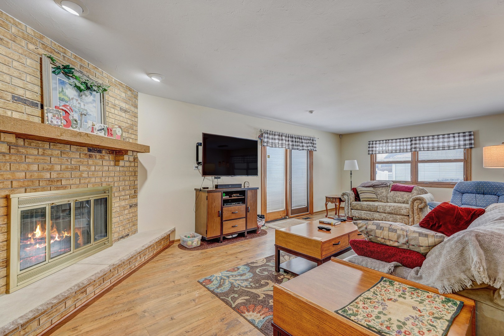 105 Glenridge Lane, Schaumburg, IL 60193