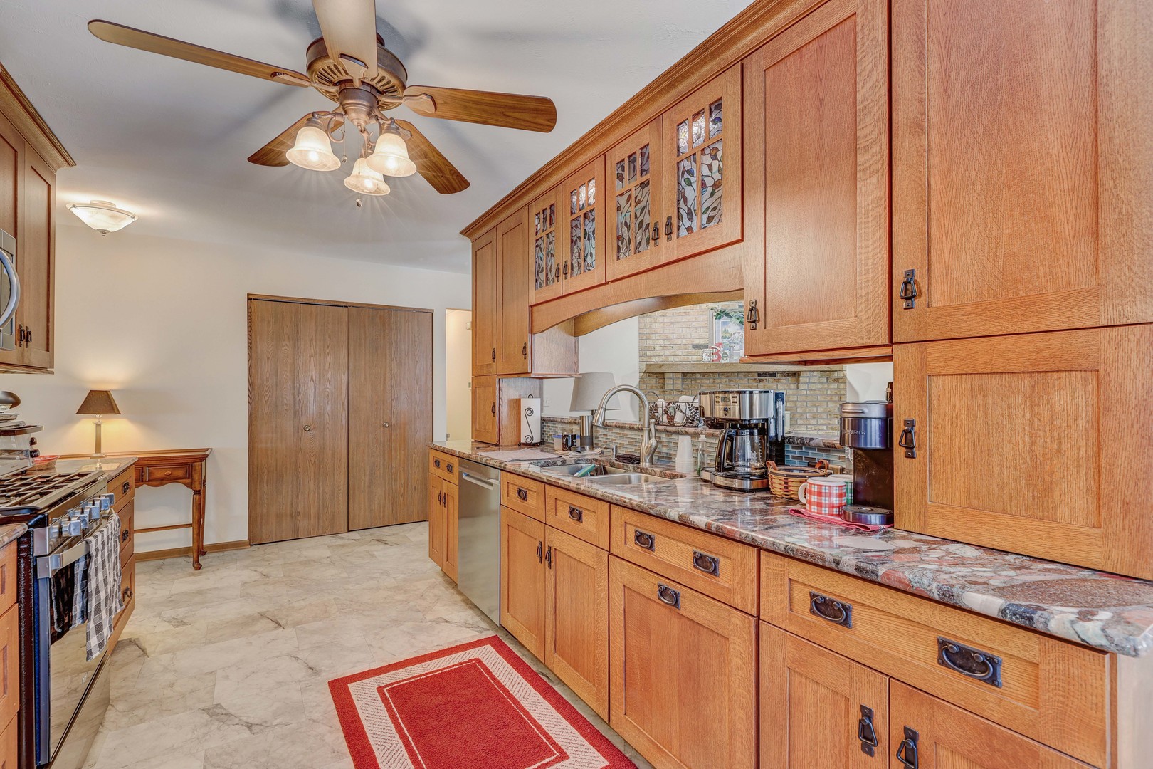 105 Glenridge Lane, Schaumburg, IL 60193