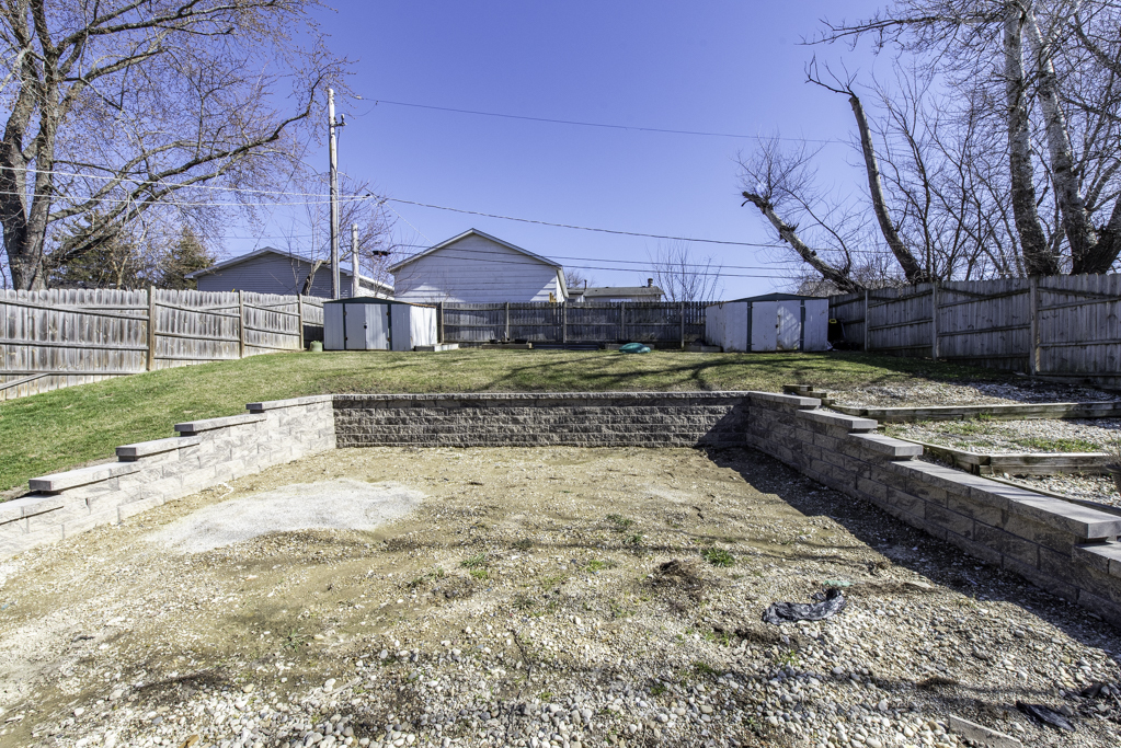 1115 Hillwood Circle, Round Lake Beach, IL 60073