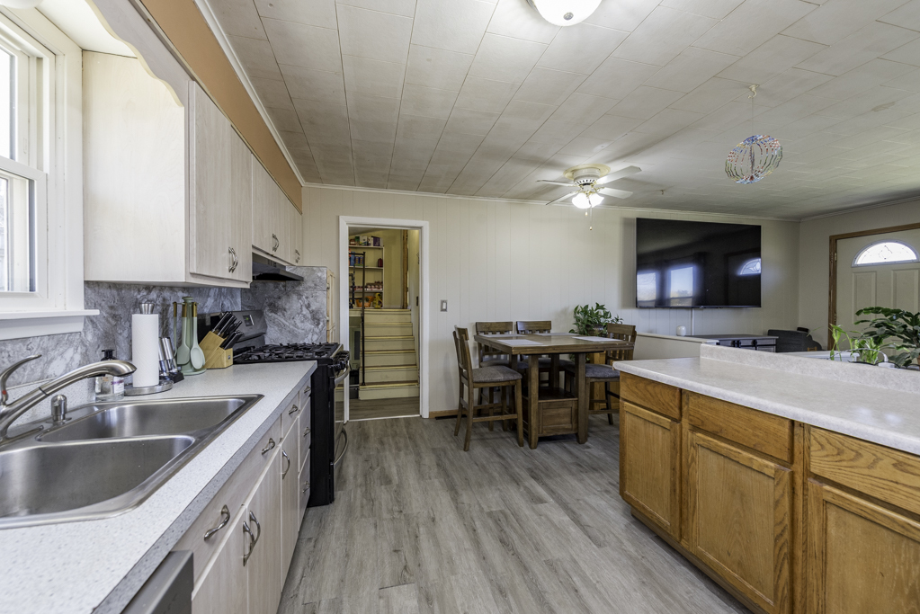 1115 Hillwood Circle, Round Lake Beach, IL 60073