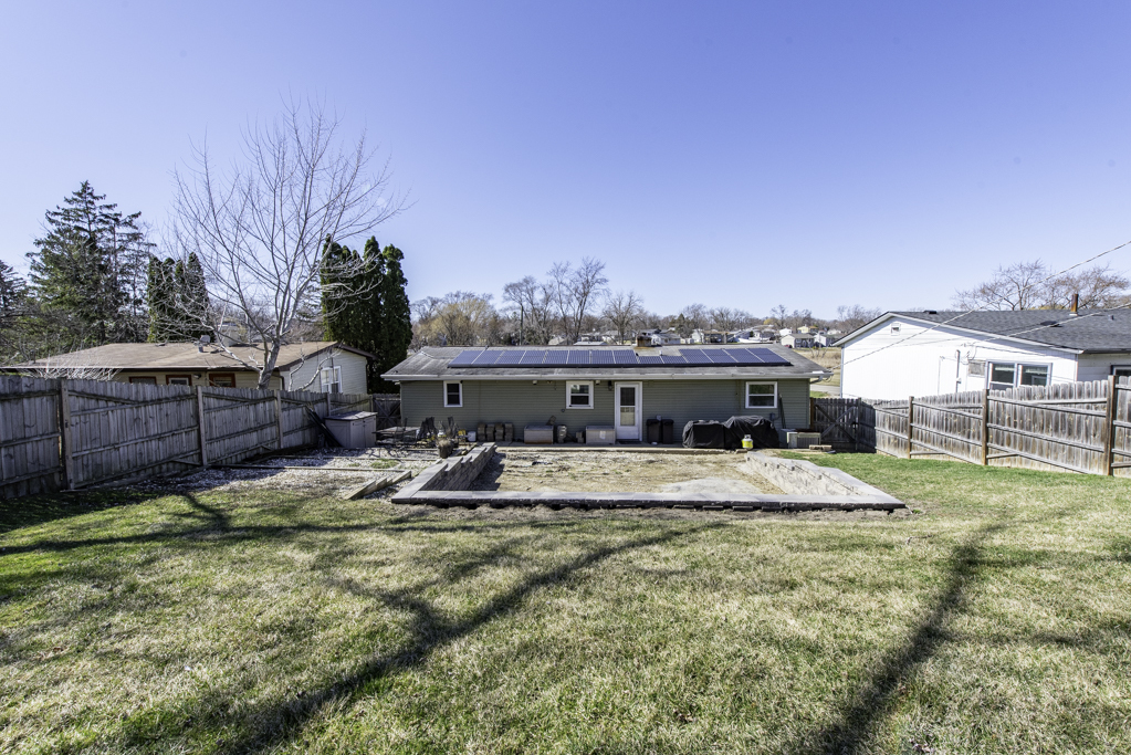 1115 Hillwood Circle, Round Lake Beach, IL 60073