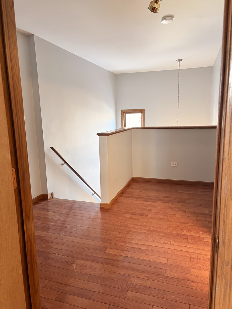 10956 S 76 Avenue #H, Palos Hills, IL 60465