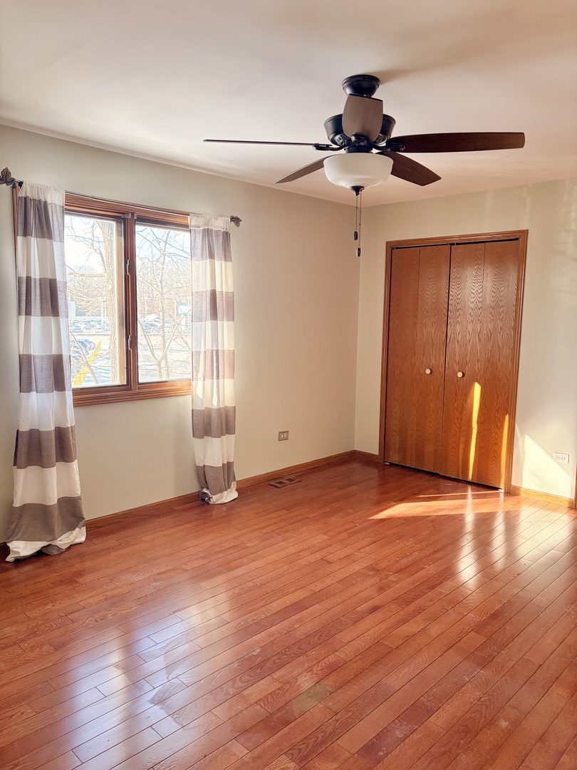 10956 S 76 Avenue #H, Palos Hills, IL 60465