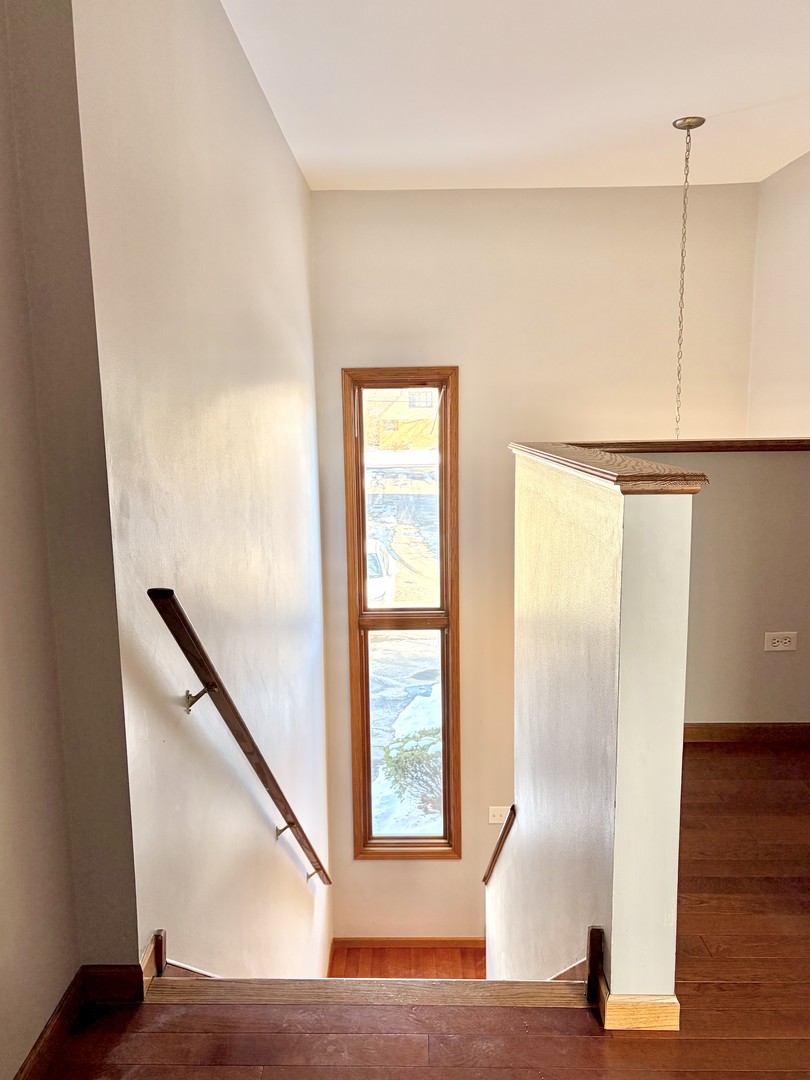 10956 S 76 Avenue #H, Palos Hills, IL 60465