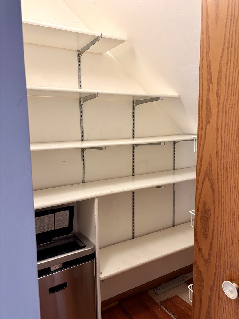 10956 S 76 Avenue #H, Palos Hills, IL 60465