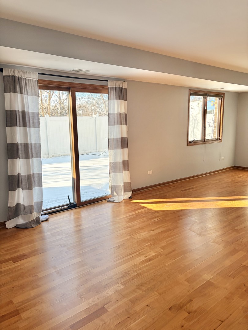 10956 S 76 Avenue #H, Palos Hills, IL 60465