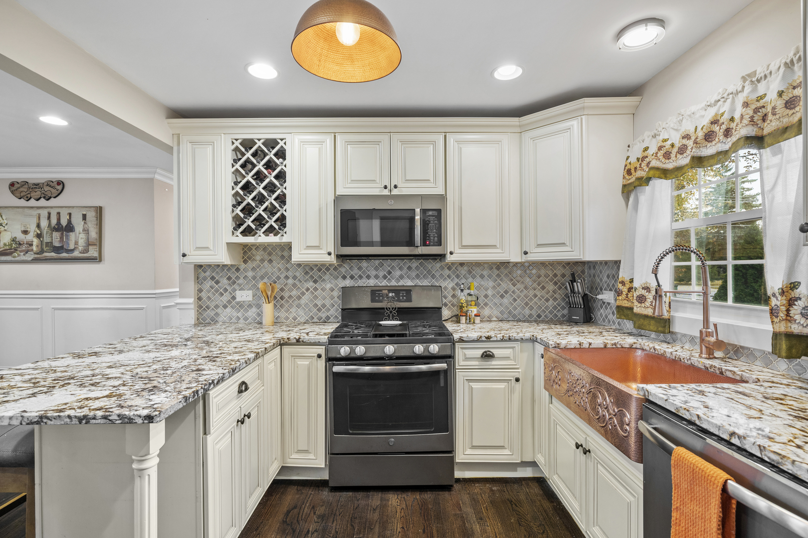 8602 S Oak Park Avenue, Burbank, IL 60459