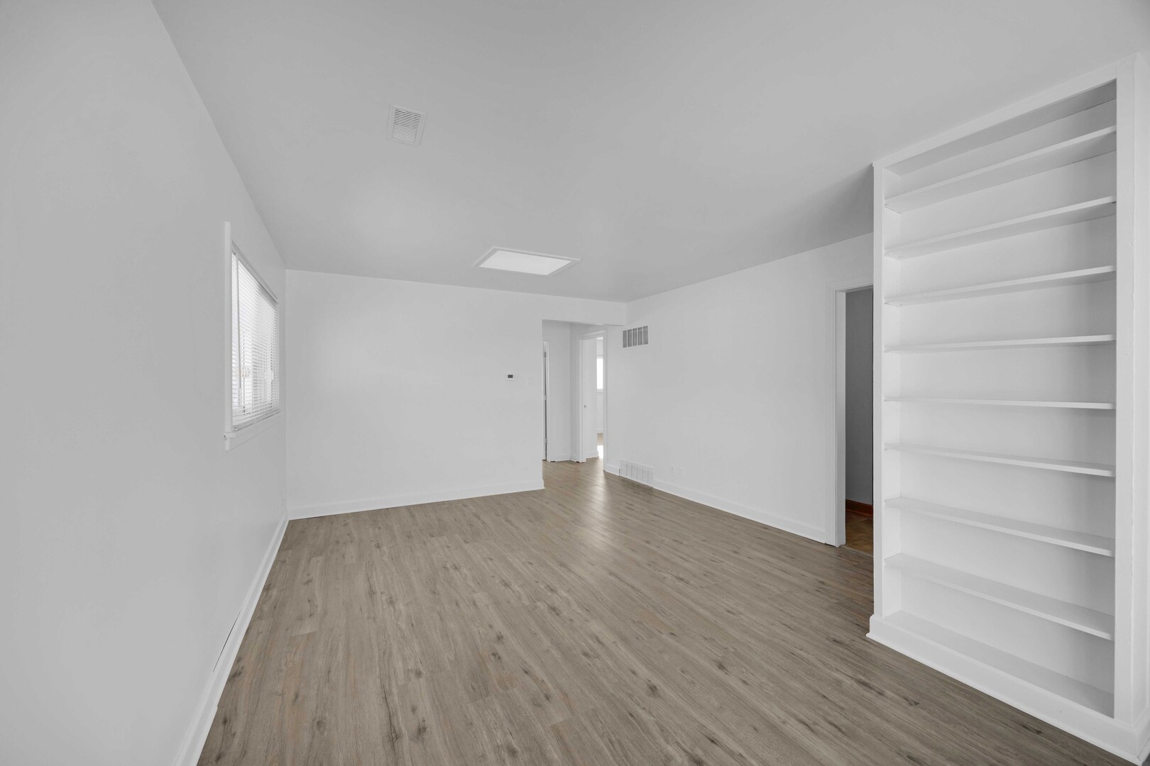 3161 W Park Lane Drive, Merrionette Park, IL 60803