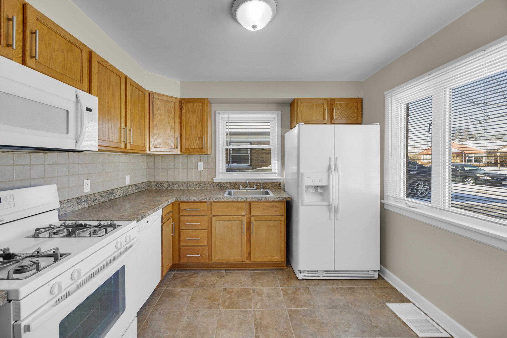 3161 W Park Lane Drive, Merrionette Park, IL 60803