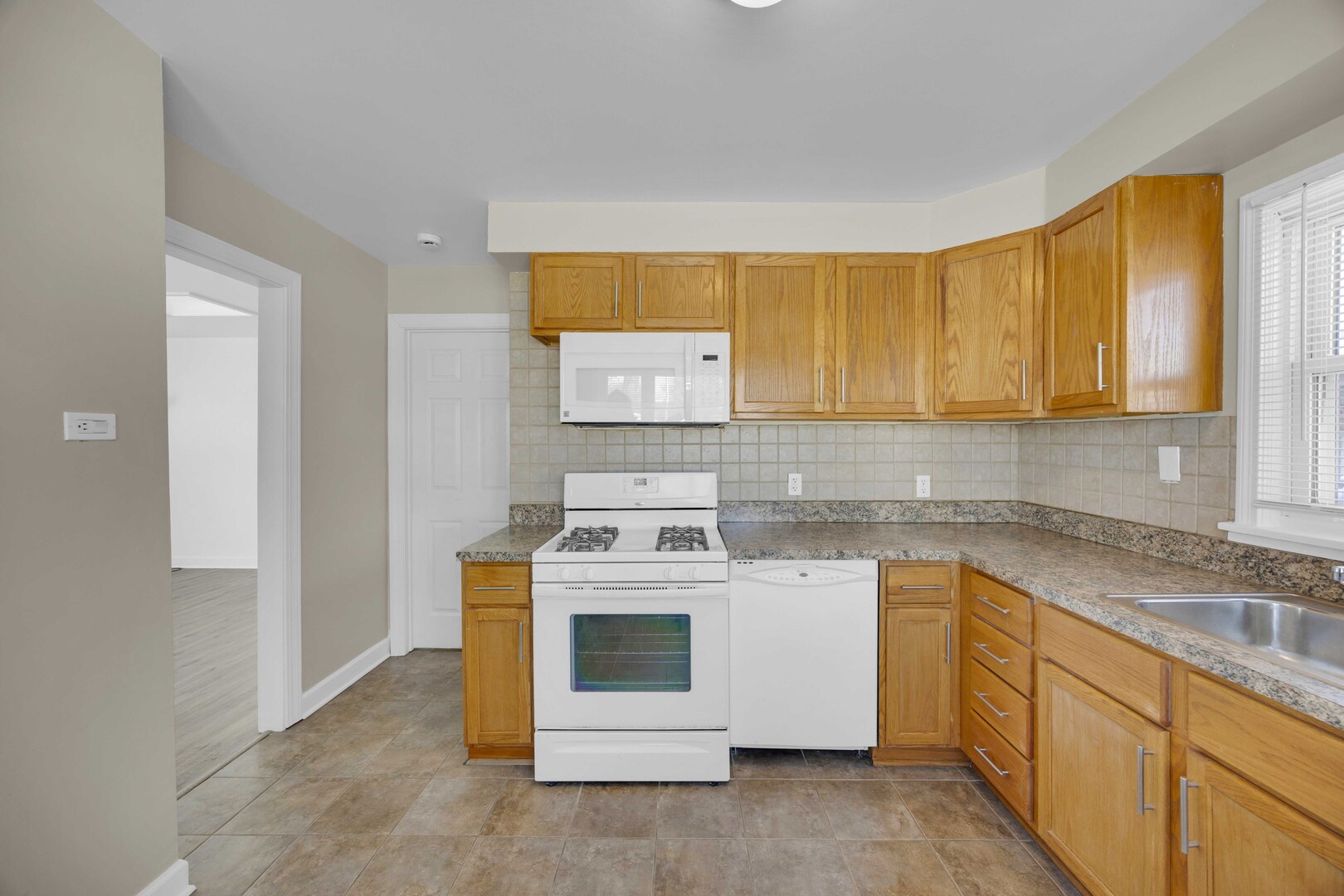 3161 W Park Lane Drive, Merrionette Park, IL 60803