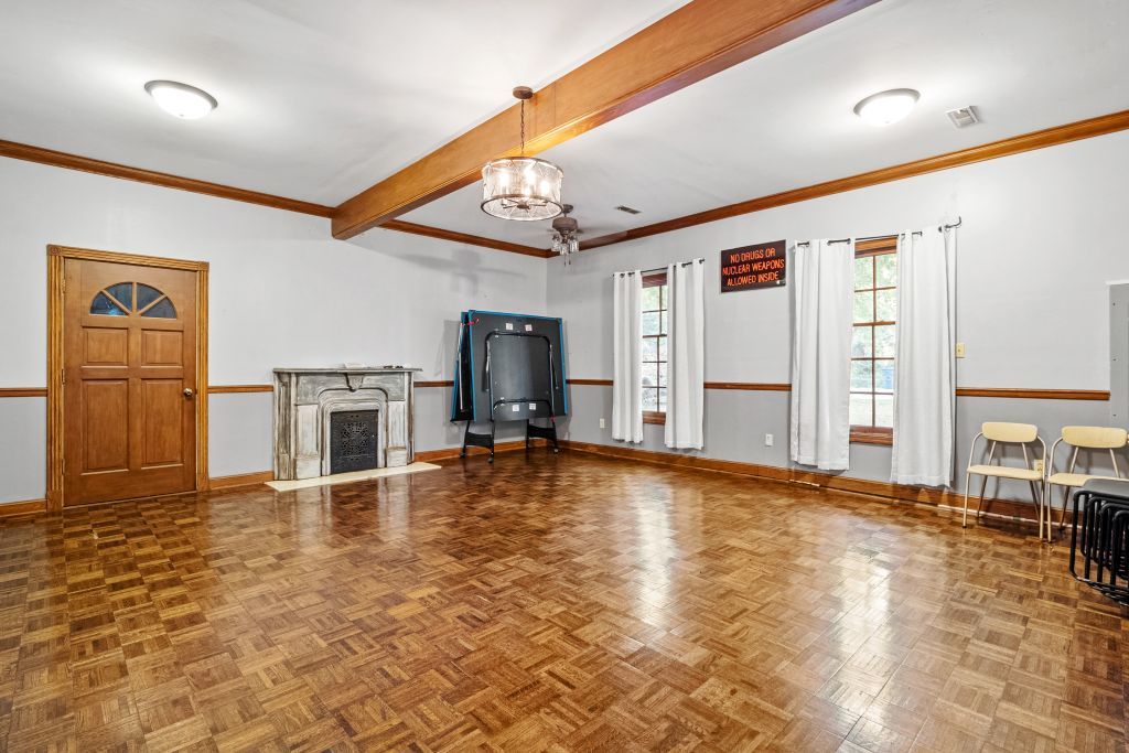 13 Briarcliffe Drive, Collinsville, IL 62234