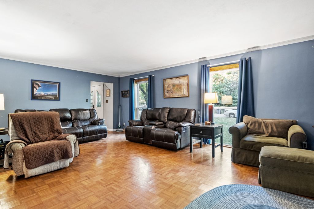 13 Briarcliffe Drive, Collinsville, IL 62234