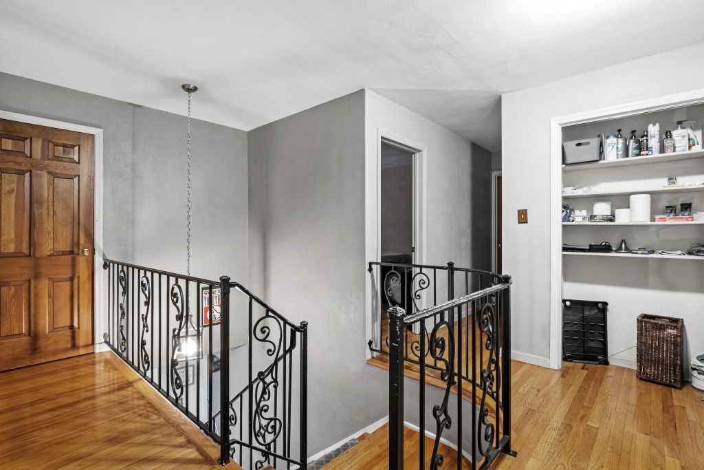 13 Briarcliffe Drive, Collinsville, IL 62234