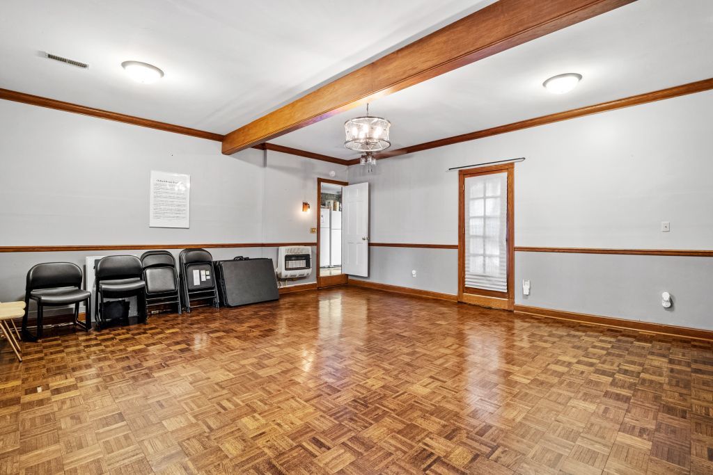 13 Briarcliffe Drive, Collinsville, IL 62234