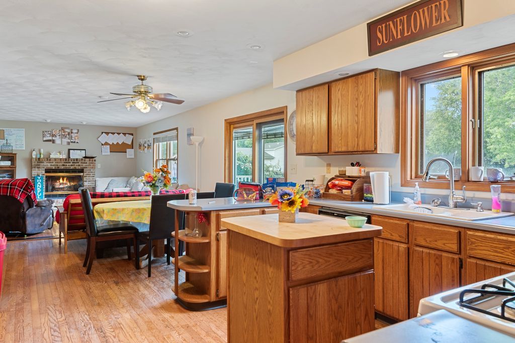 3609 W Iles Avenue, Springfield, IL 62711