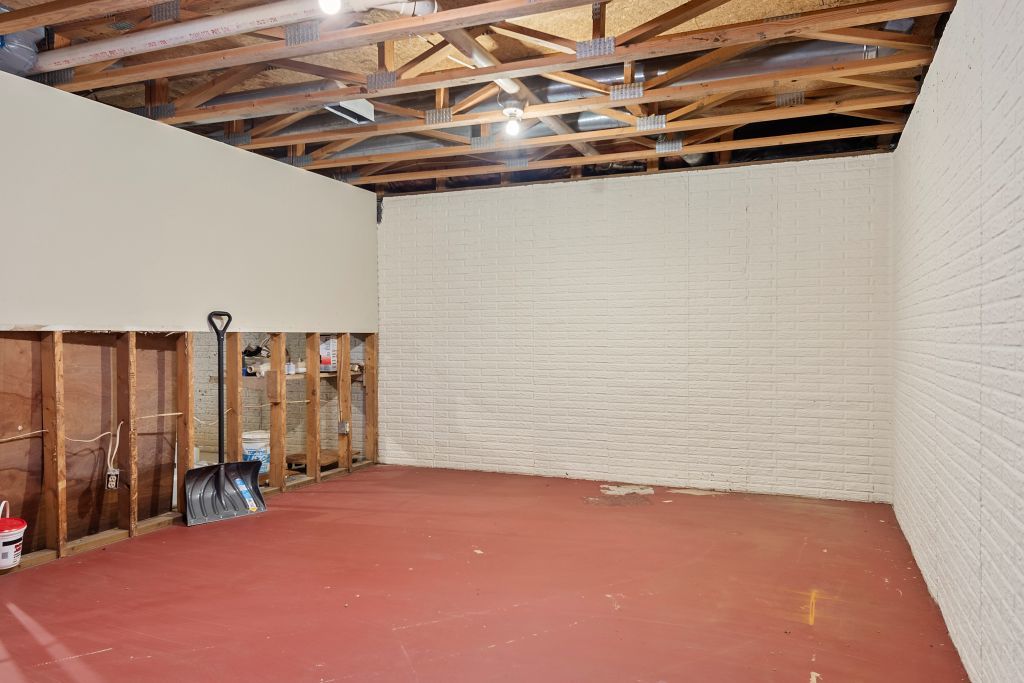 3609 W Iles Avenue, Springfield, IL 62711