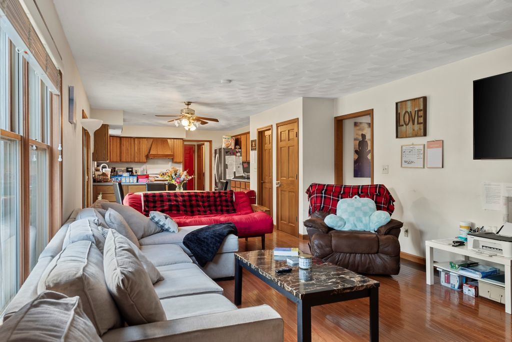 3609 W Iles Avenue, Springfield, IL 62711