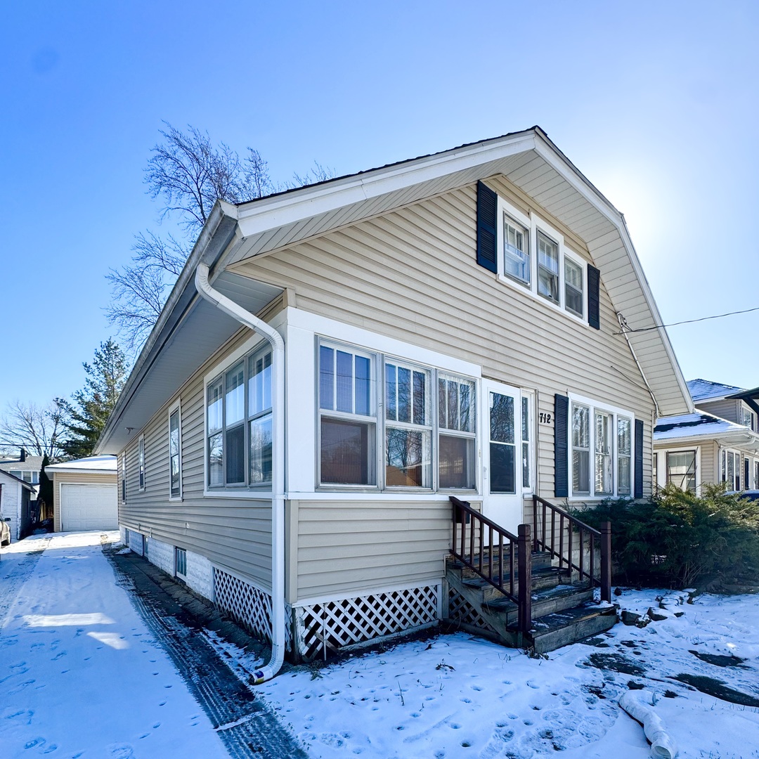 712 S Spencer Street, Aurora, IL 60505
