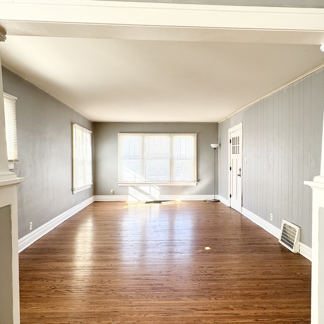 712 S Spencer Street, Aurora, IL 60505