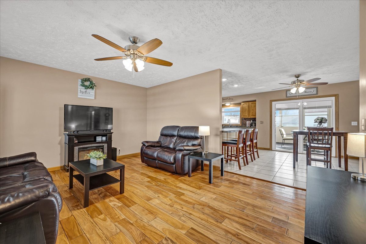 505 W North Street, Danvers, IL 61732