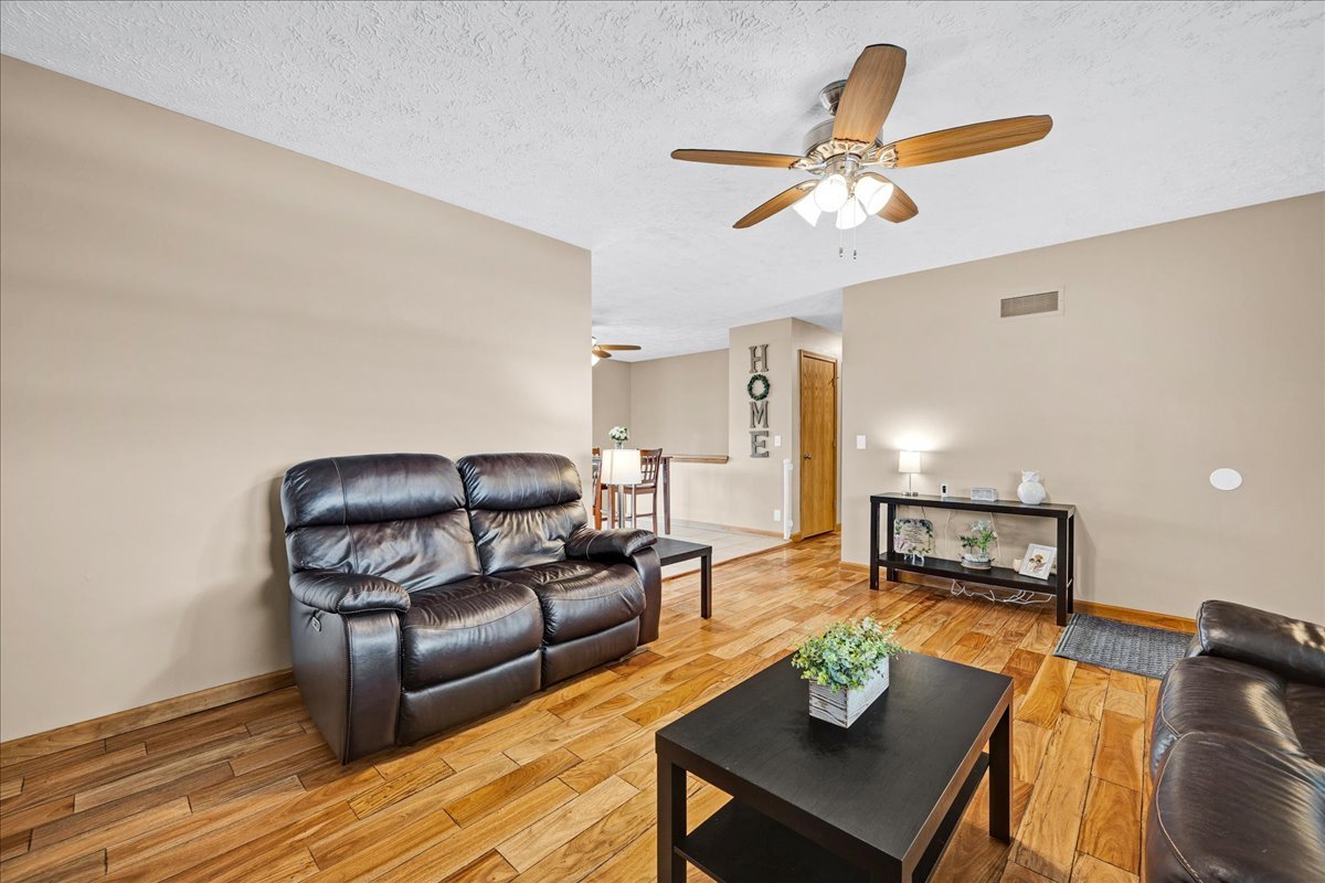 505 W North Street, Danvers, IL 61732