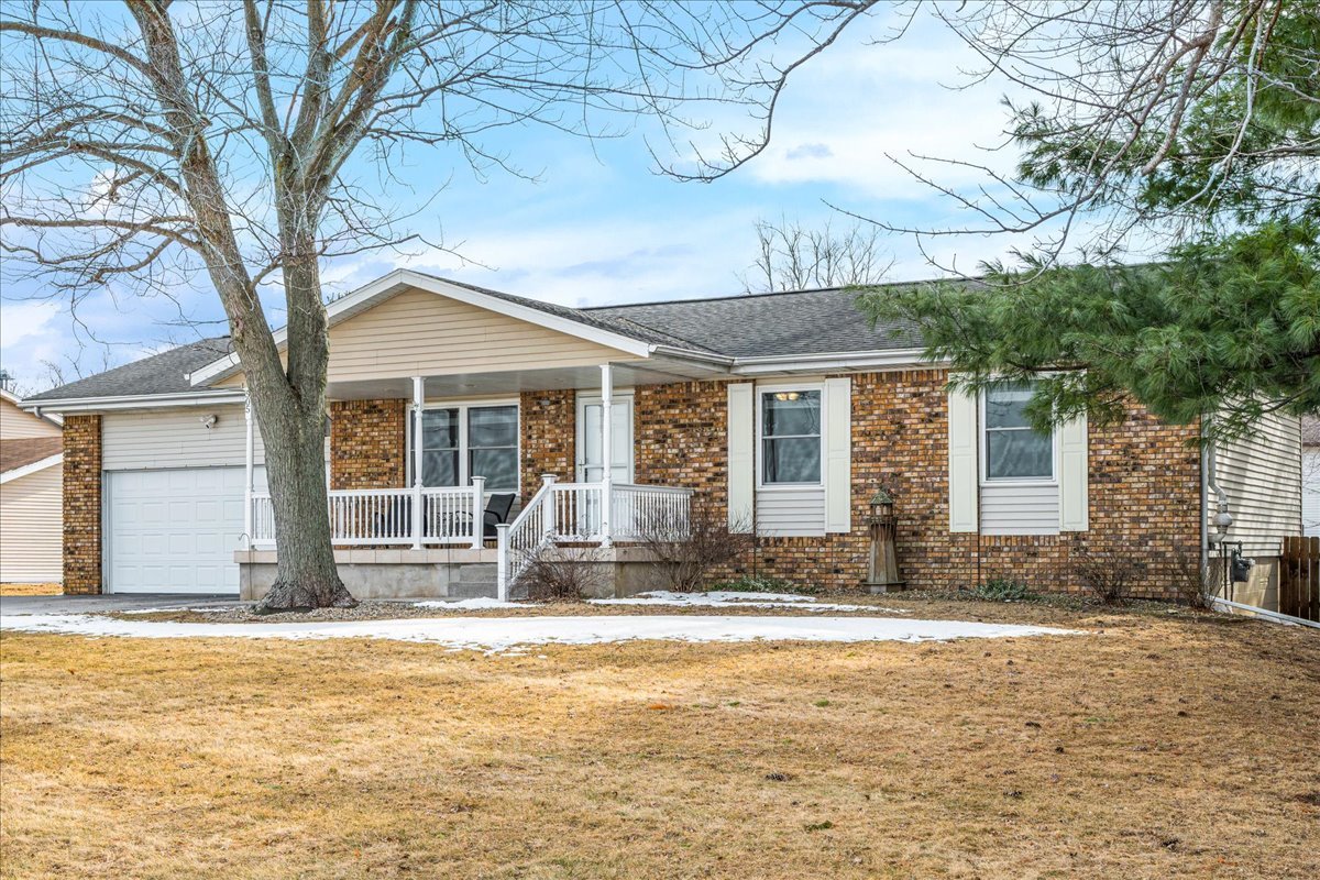 505 W North Street, Danvers, IL 61732