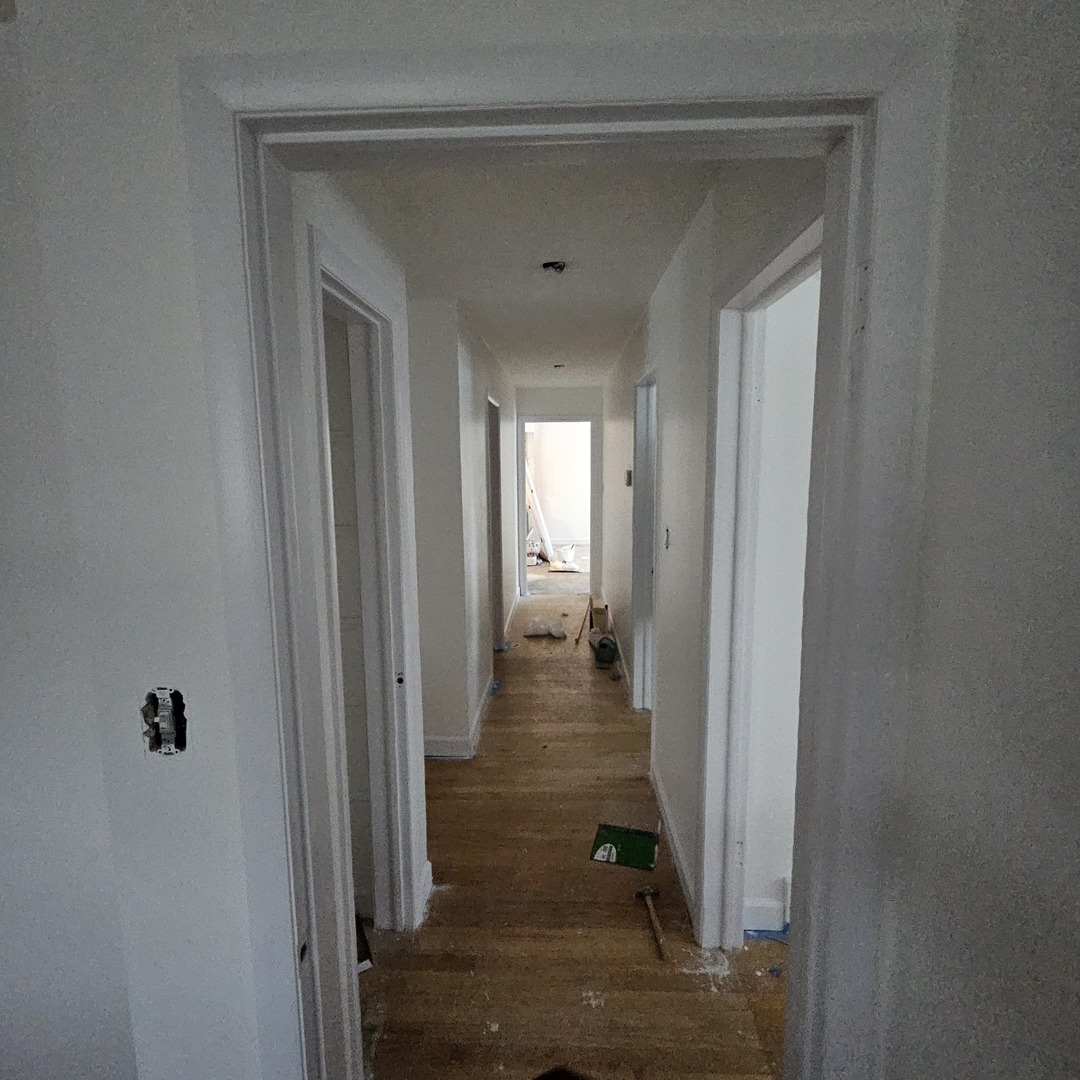 1406 Peterson Avenue, Park Ridge, IL 60068