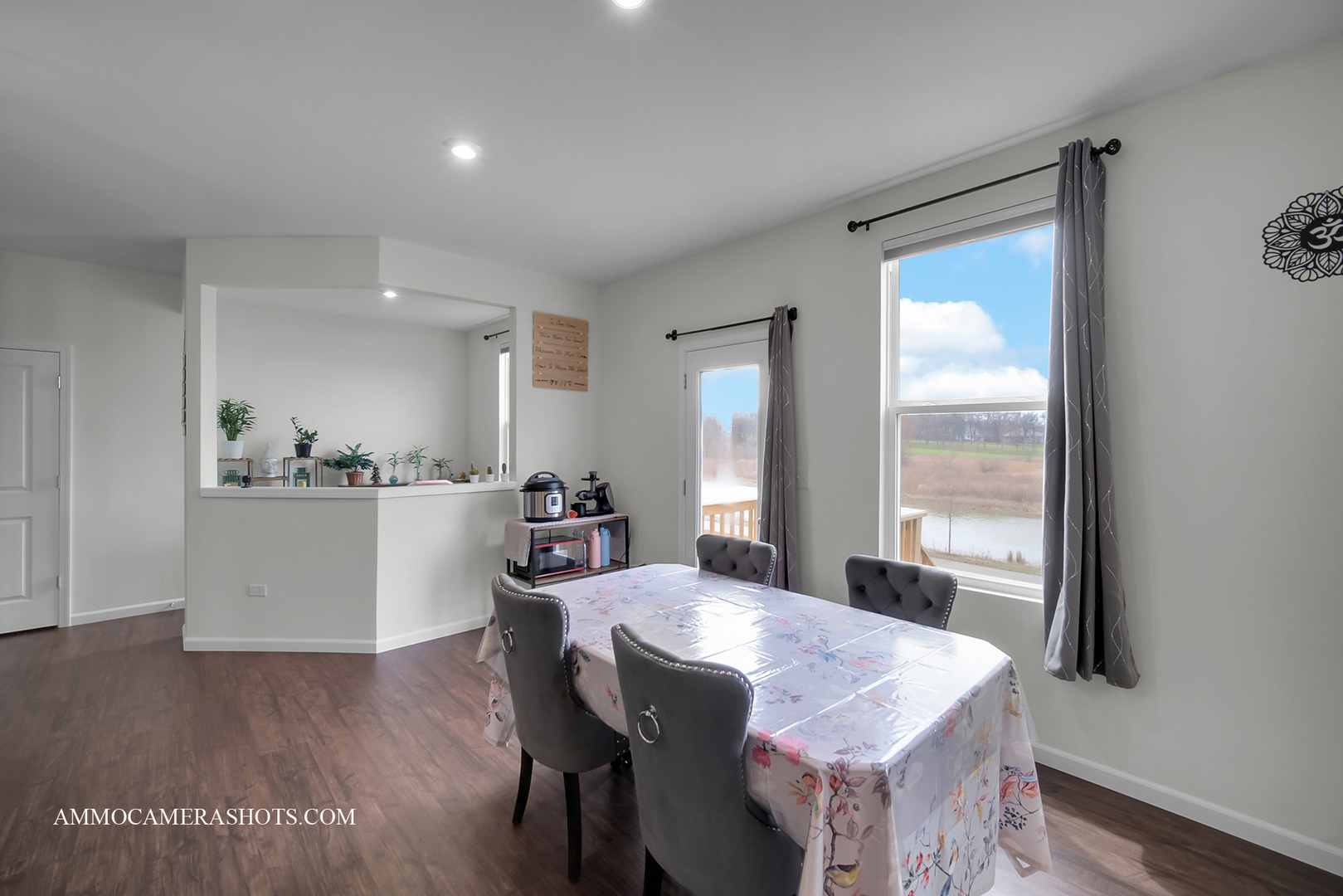 1398 Kessler Drive, Mundelein, IL 60060