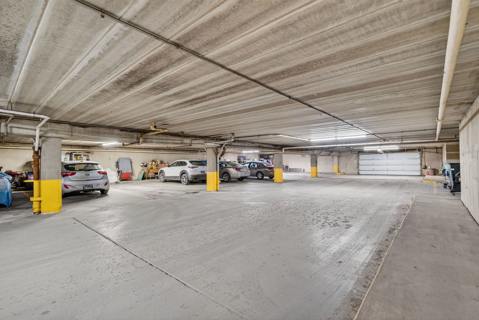 1041 N Mill Street #203, Naperville, IL 60563