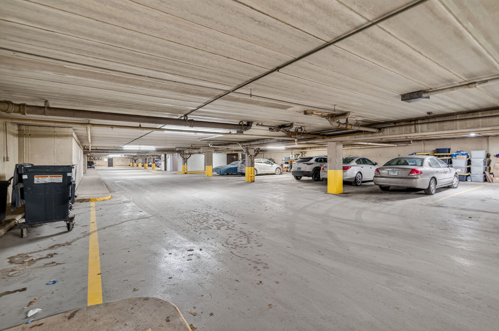 1041 N Mill Street #203, Naperville, IL 60563