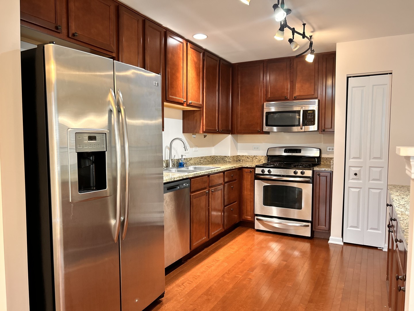 14624 Paul Revere Lane #14624, Plainfield, IL 60544