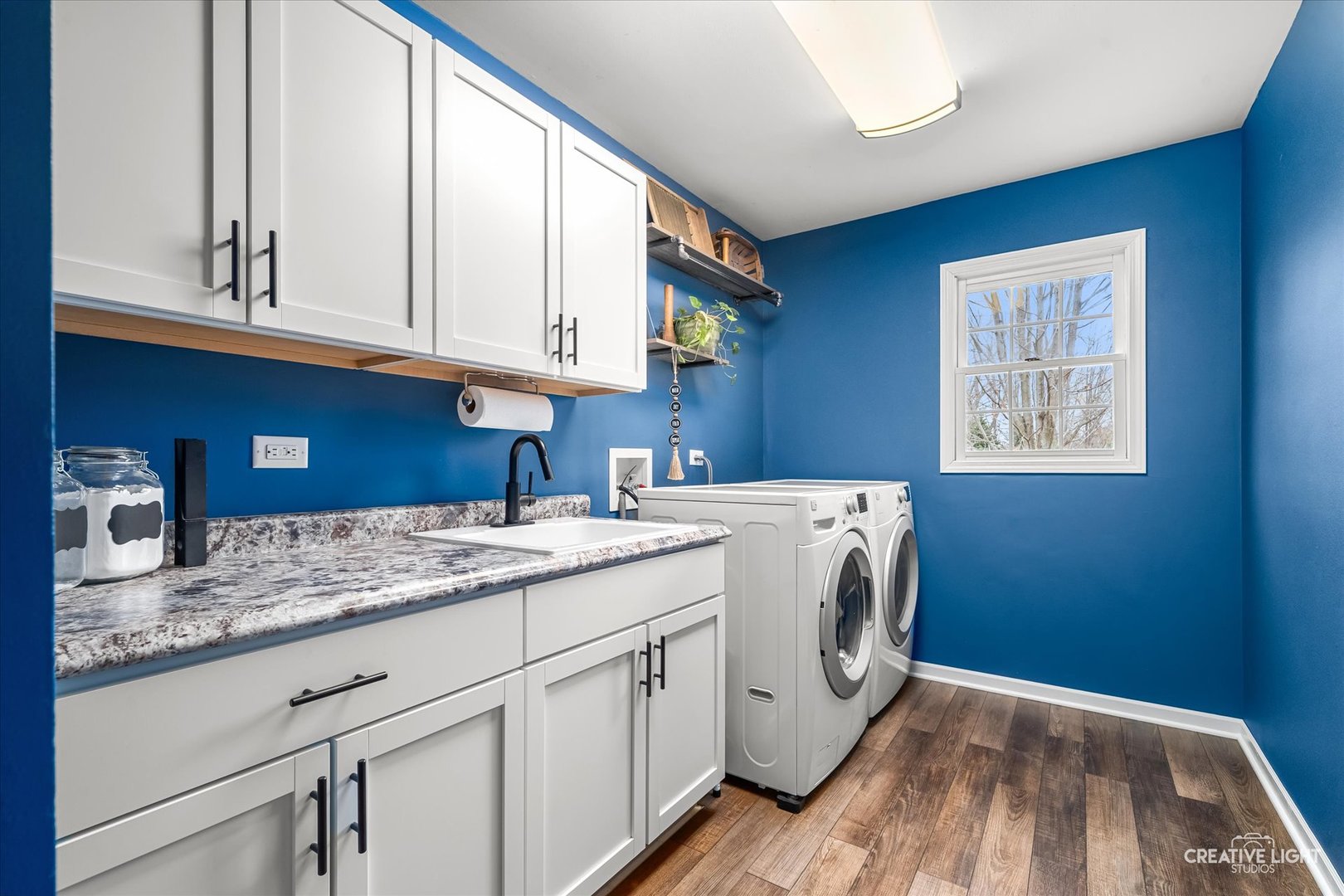 1813 Winchester Court, Oswego, IL 60543