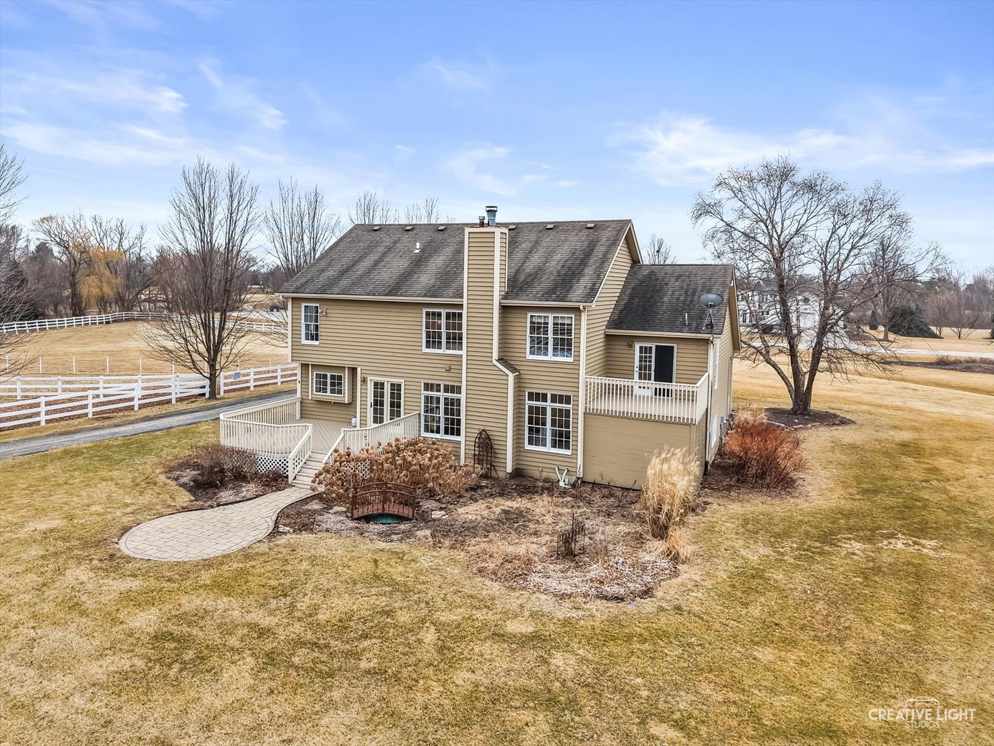 1813 Winchester Court, Oswego, IL 60543