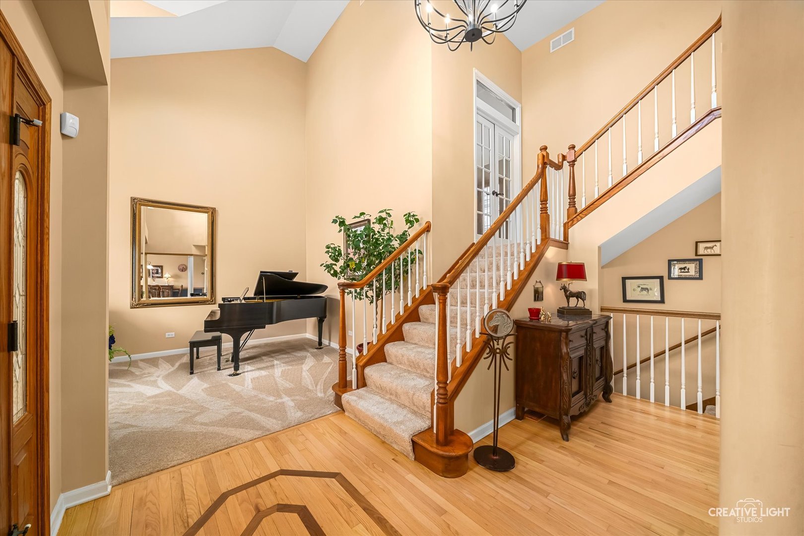 1813 Winchester Court, Oswego, IL 60543