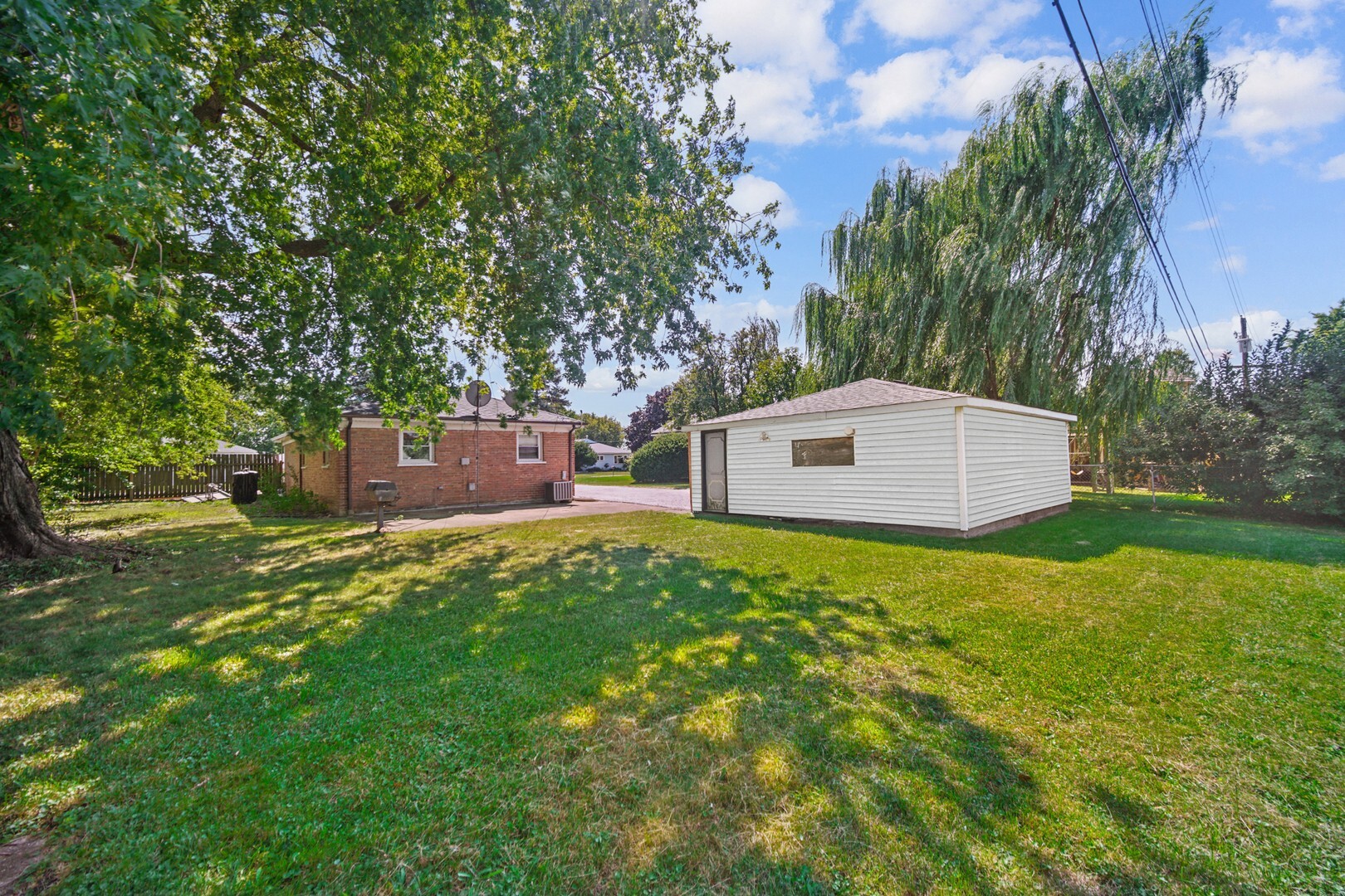 6404 W 85th Place, Burbank, IL 60459