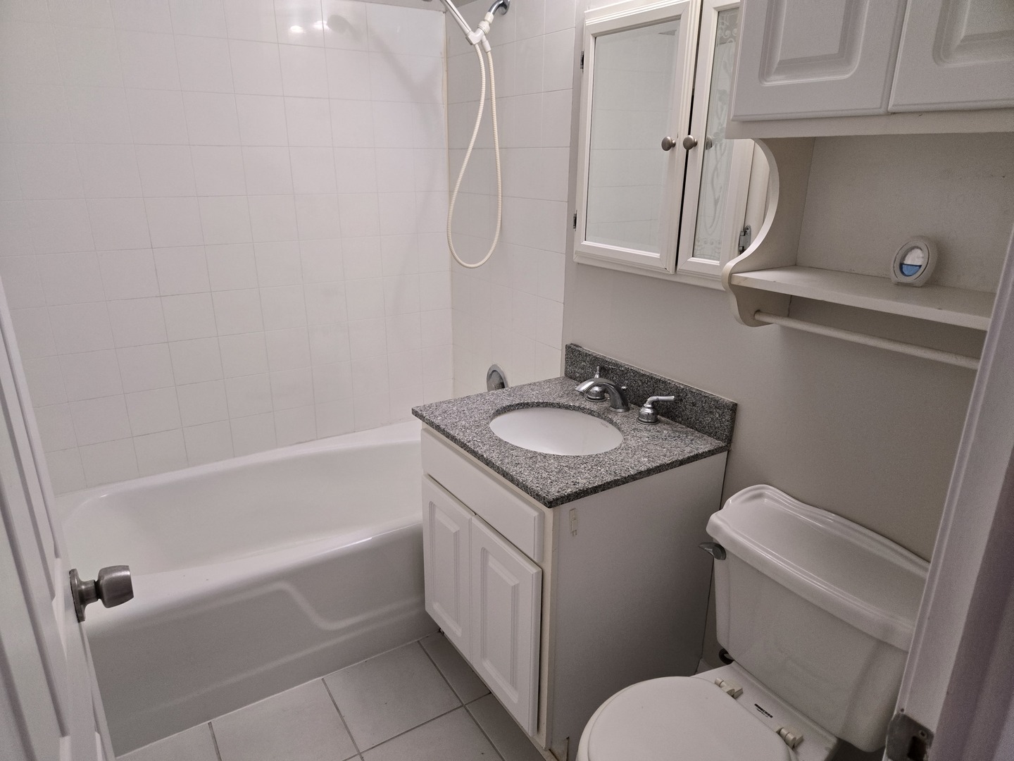 3909 W W 123RD ST. Street #205A, Alsip, IL 60803