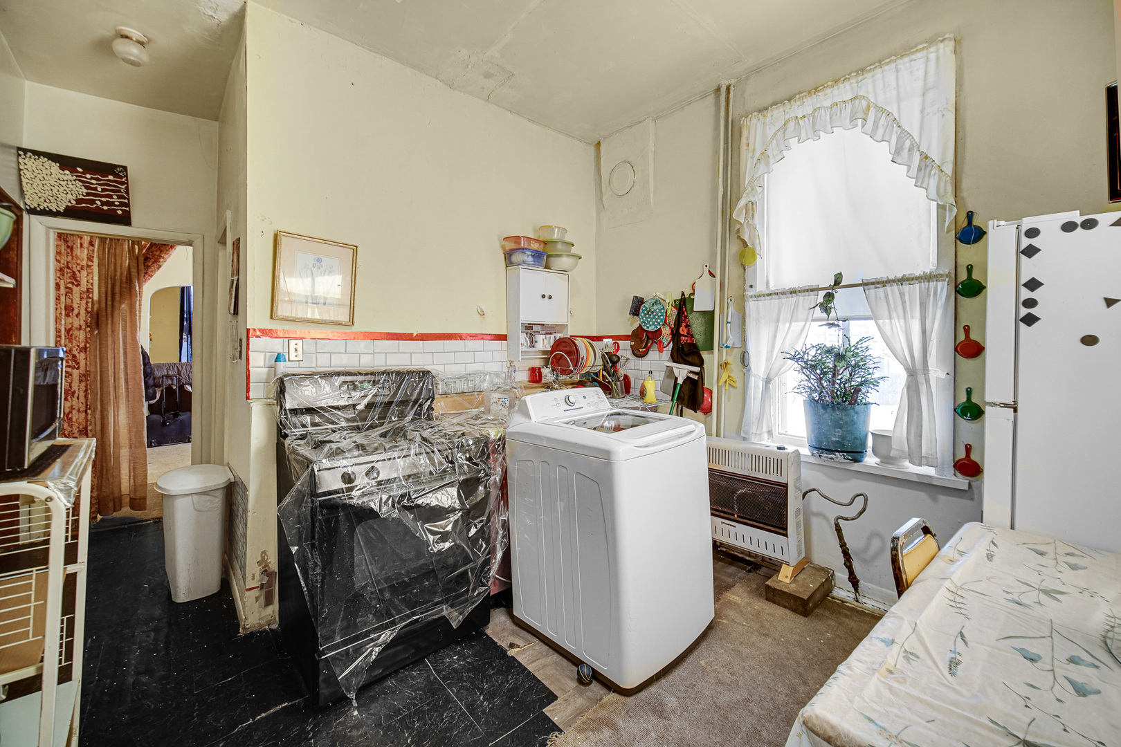 3515 W Cermak Road, Chicago, IL 60623